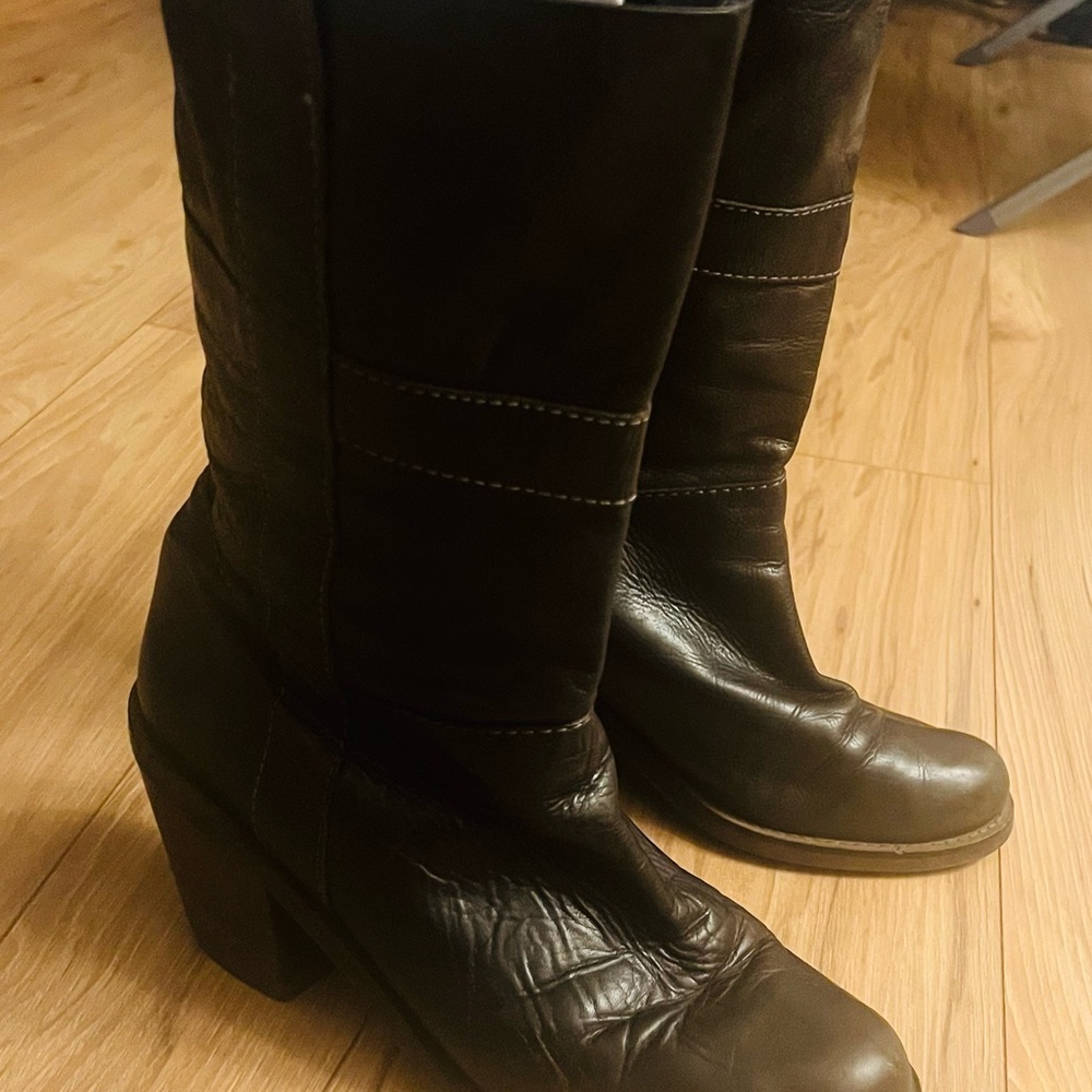Aldo Orginal style latter boots